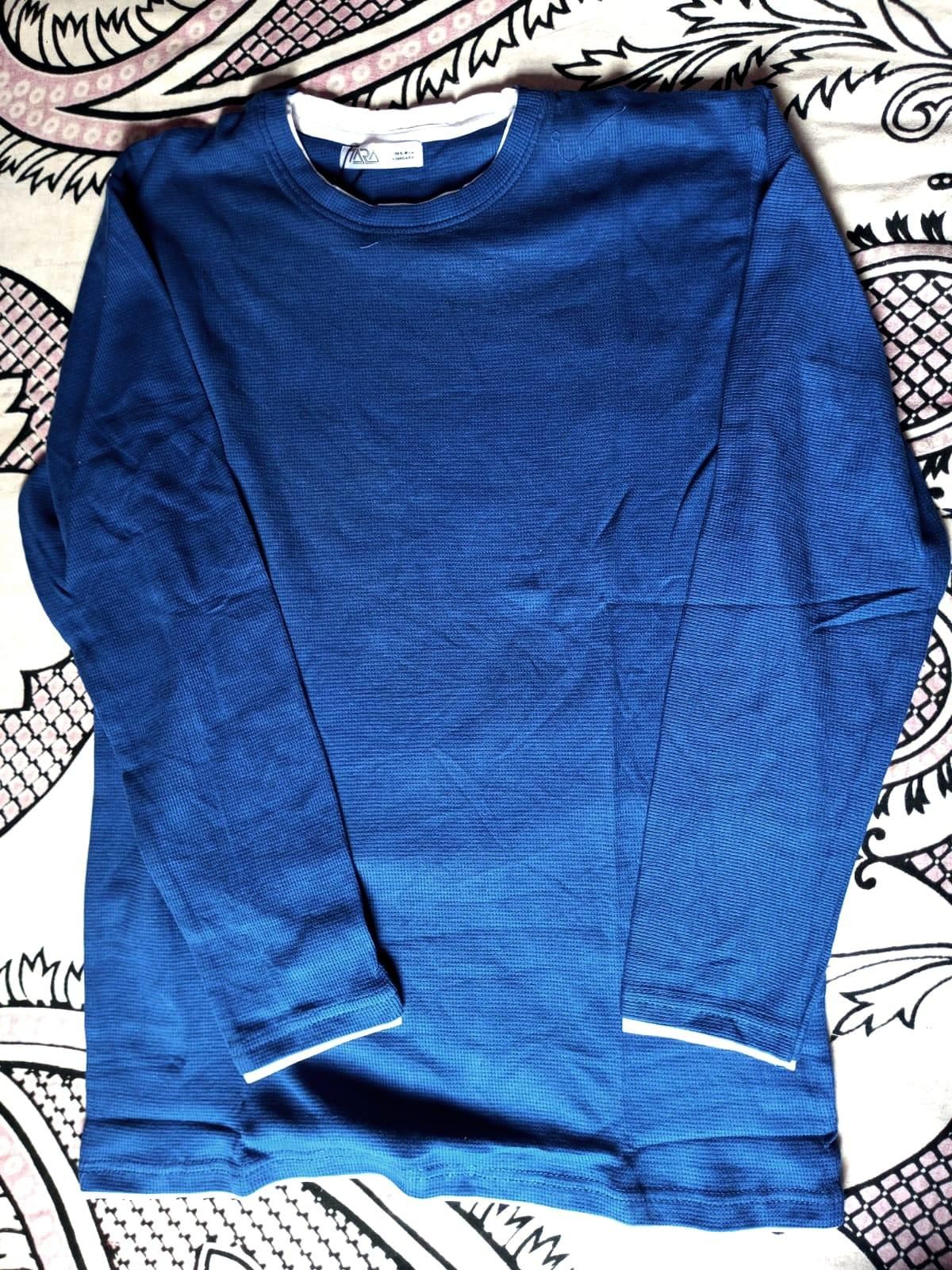 Men Full Sleeve Blue Color Solid Sweatshirt